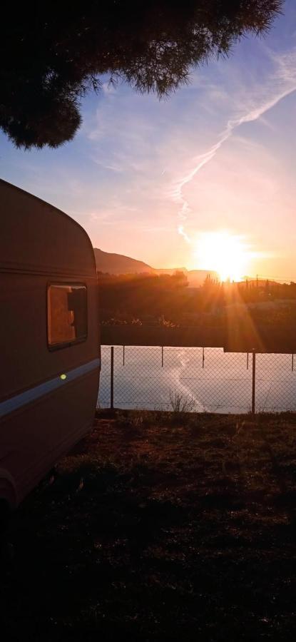 Caravana- Glamping Casa Tortuga La Nucia Exterior photo