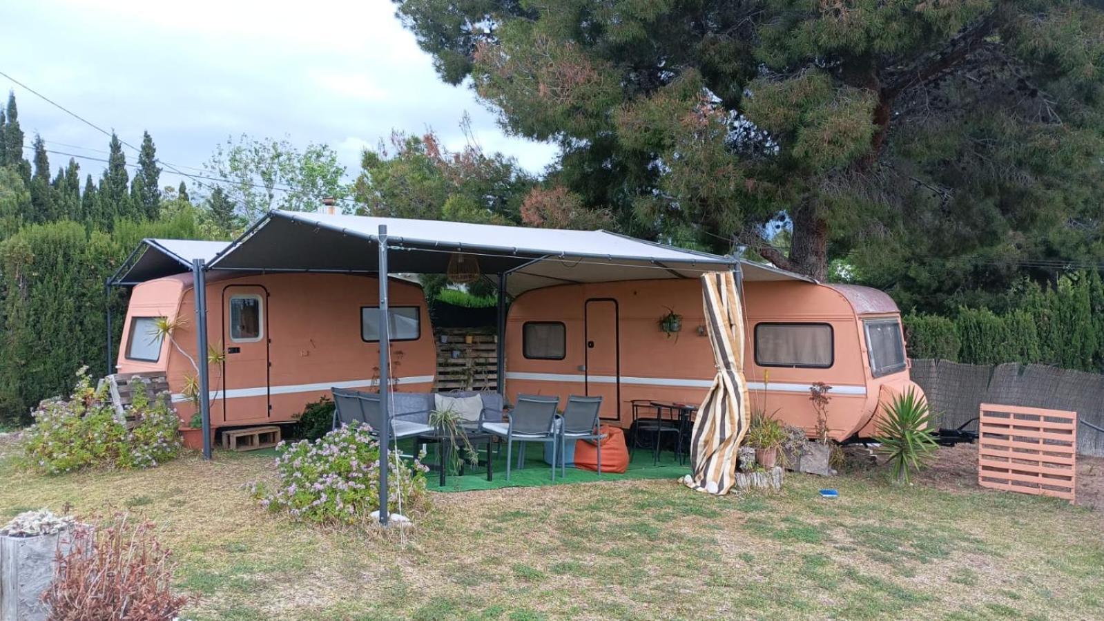 Caravana- Glamping Casa Tortuga La Nucia Exterior photo